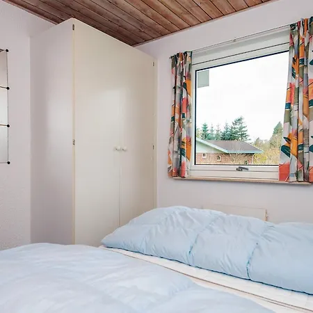 Feriehus 12 Person In Oksbol *