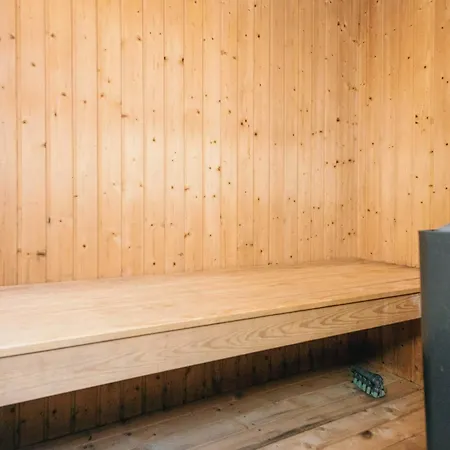 12 Person In Oksbol Feriehus Oster Vrogum