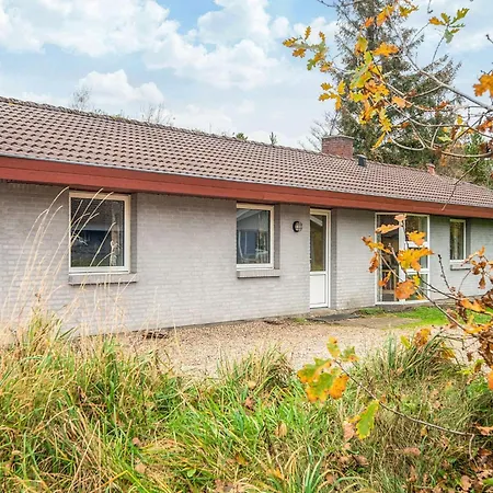 12 Person In Oksbol Oster Vrogum